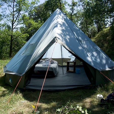Отель Munich Oktoberfest Glamping Экстерьер фото